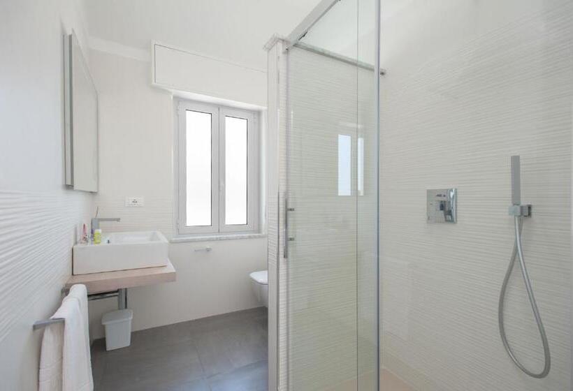 キングサイズベッドのスタンダードルーム, B&b Ligure Rooms