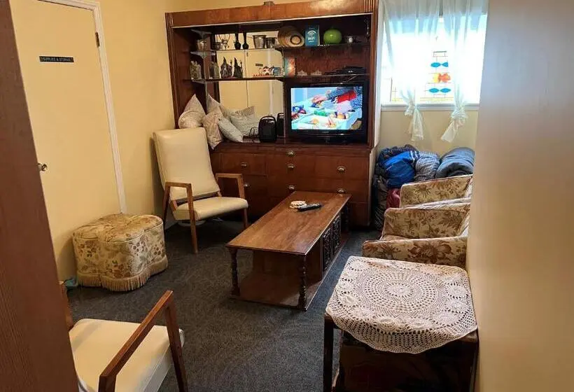 スタンダードルーム, Char's Landing Hostel