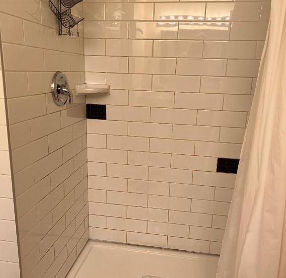 Standard Szoba, Char's Landing Hostel