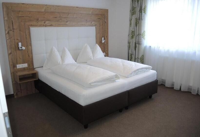 דירת חדר, Berghof