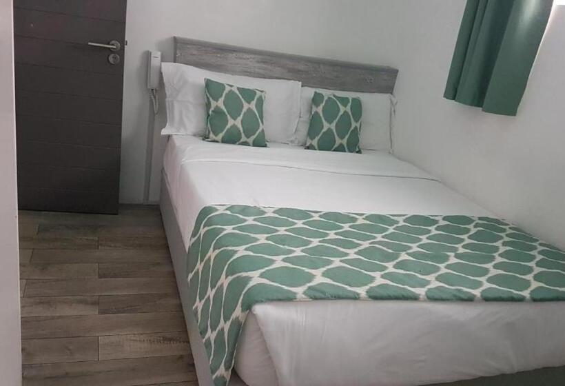 2 Bedrooms Suite Garden View, La Mariposa Mauritius