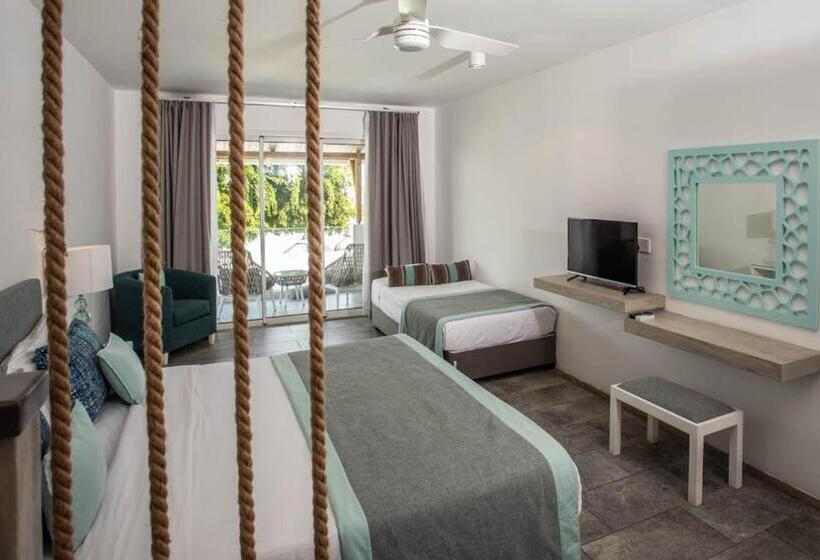 اتاق اکونومی, La Mariposa Mauritius