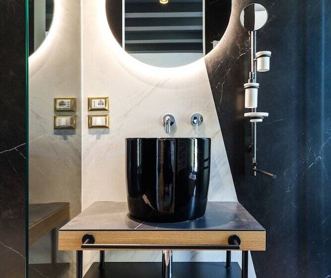 标准间带阳台, Maisonme Boutique