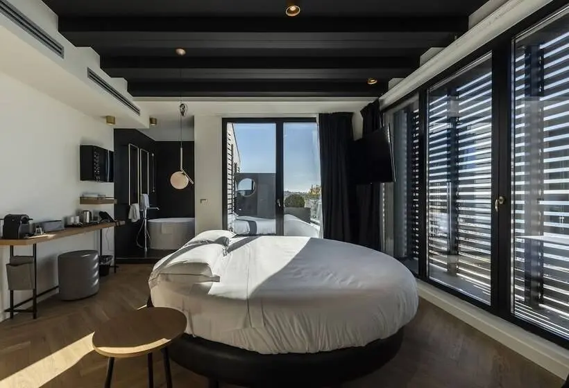 レイクビューデラックスルーム, Maisonme Boutique Hotel   Adults Only