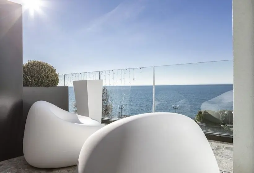 レイクビューデラックスルーム, Maisonme Boutique Hotel   Adults Only