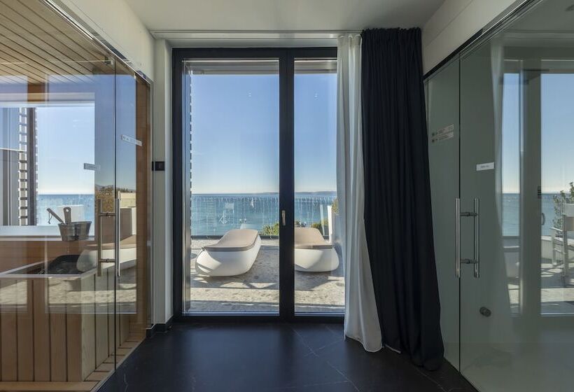 豪华湖景房, Maisonme Boutique