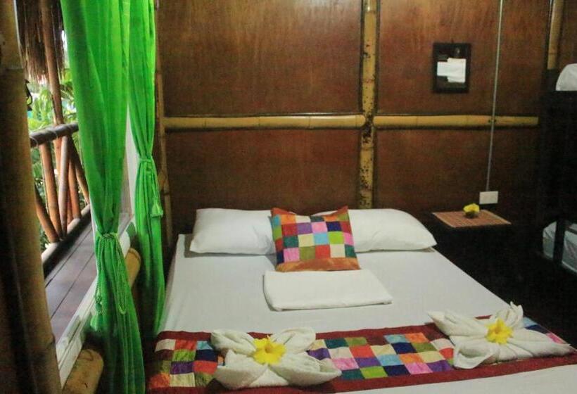 غرفة قياسية حمام مشترك, La Natura Hostel & Pool