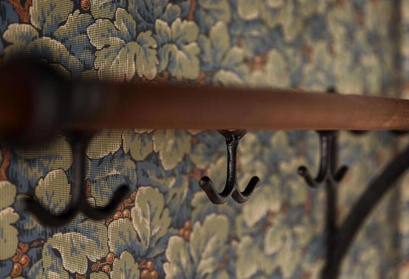 スーペリアールーム, Gibsons Hotell