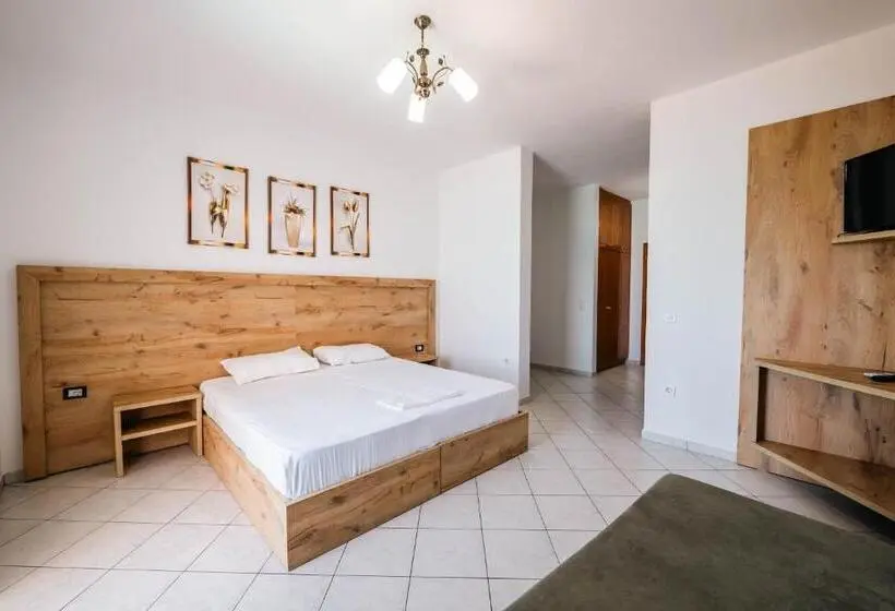 Habitació Quàdruple Estàndard Vista Mar, Mercury Saranda