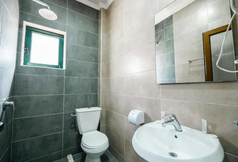 Triple Room Sea View, Mercury Saranda