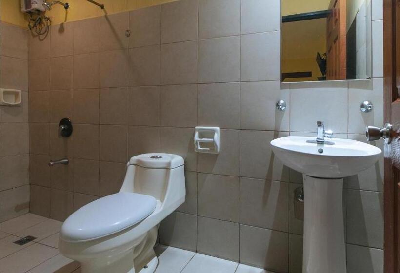 豪华房间, Reddoorz @ Comfy Inn Ermita Manila