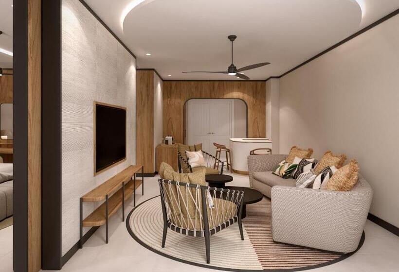 Клубный люкс с видом на море, Secrets Playa Esmeralda Resort & Spa