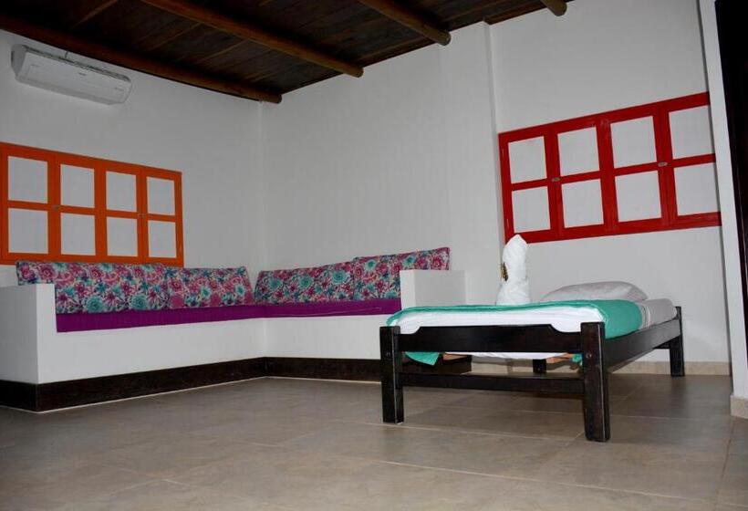 スタンダードルーム, Tiuma Park