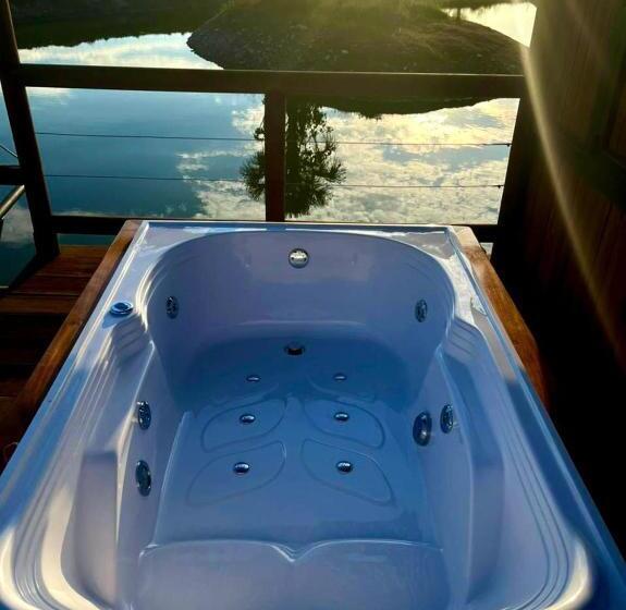 コンフォートトリプルルーム, Tiuma Park