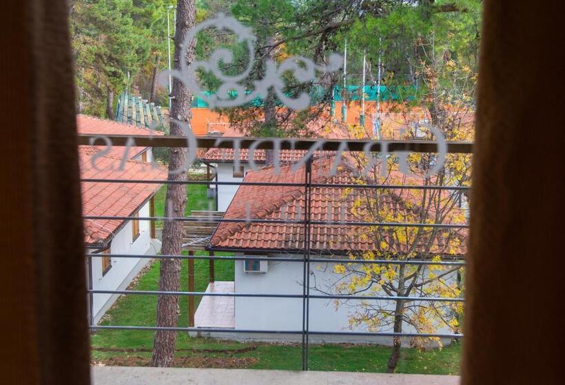 اتاق استاندارد سه تخته با بالکن, Grande Casa Hotel Međugorje