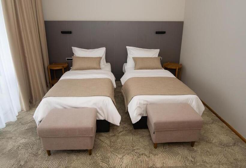 اتاق لوکس با بالکن, Grande Casa Hotel   Međugorje