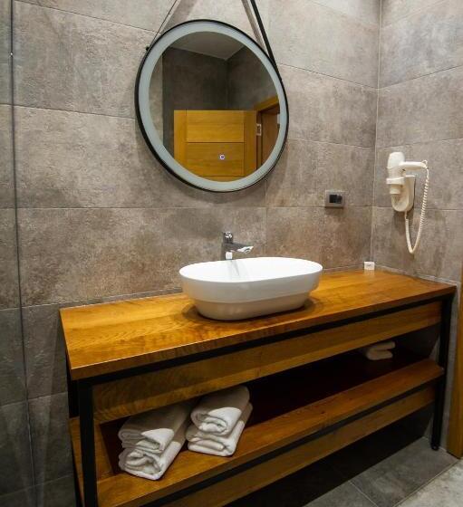 اتاق لوکس با بالکن, Grande Casa Hotel Međugorje