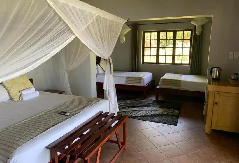 اتاق خانوادگی, Masumu River Lodge