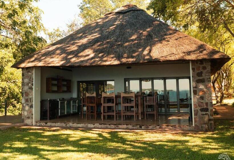 کلبه ییلاقی دلوکس یک خوابه, Masumu River Lodge