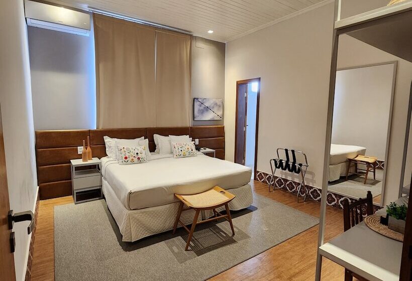 수피리어 룸, Estilo De Minas