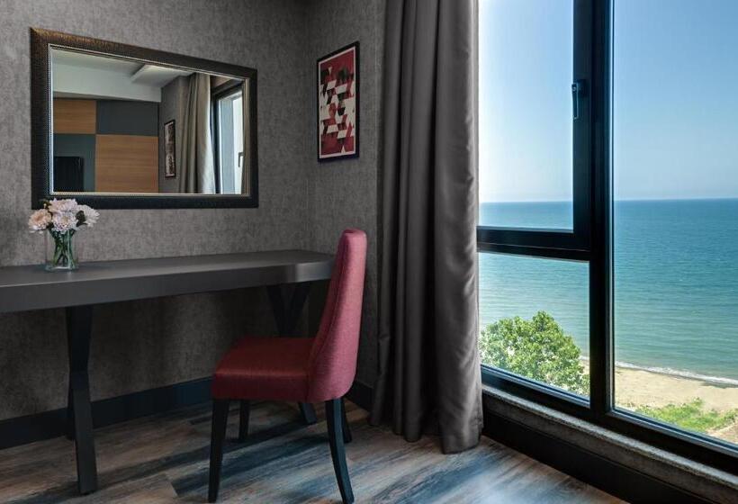 اتاق لوکس, Mövenpick Hotel Trabzon