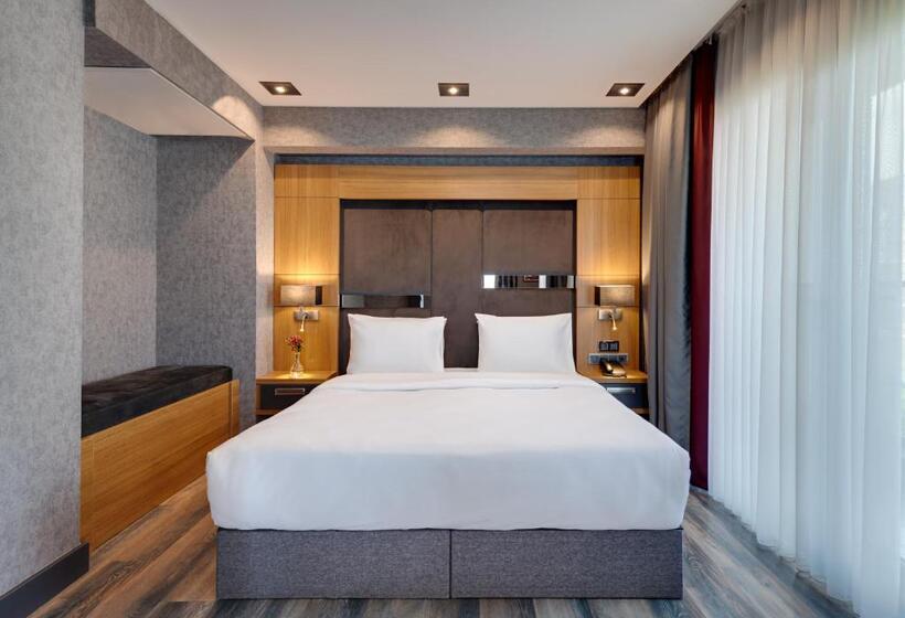اتاق لوکس, Mövenpick Hotel Trabzon