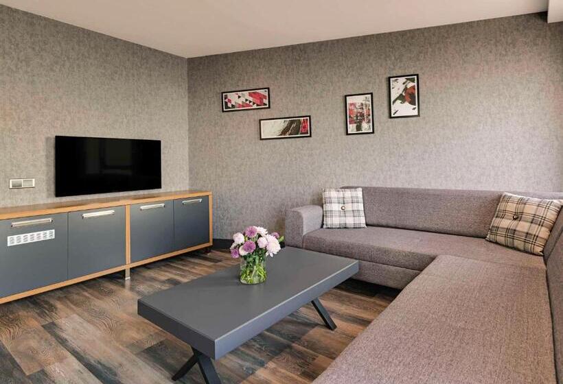 سوییت لوکس, Mövenpick Hotel Trabzon