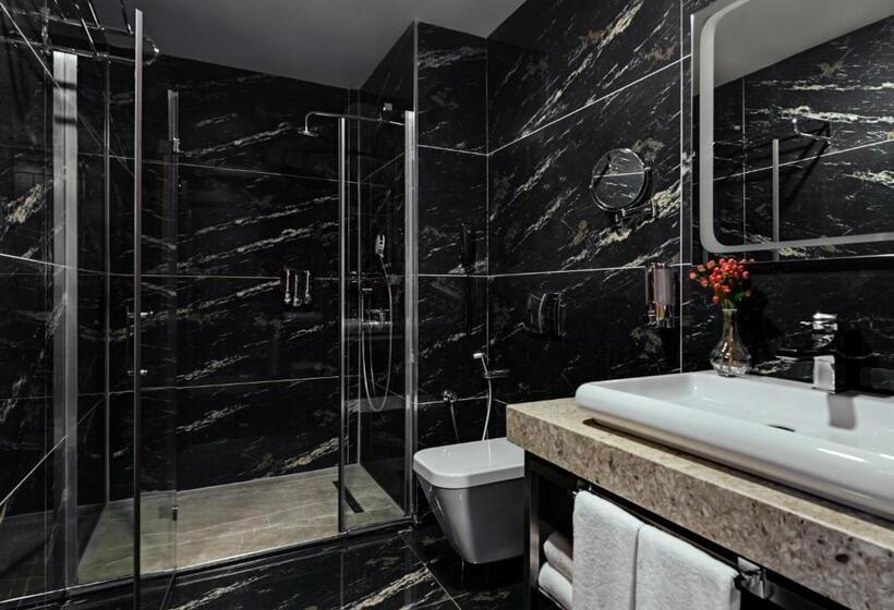 اتاق استاندارد سه نفره, Mövenpick Hotel Trabzon