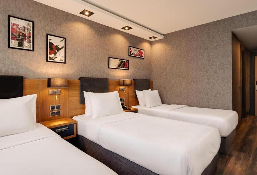 اتاق استاندارد سه نفره, Mövenpick Hotel Trabzon