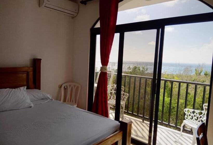 اتاق سه نفره سوپریور با چشمانداز دریا, The Million View Room Habitacion En Resort Solo Adultos