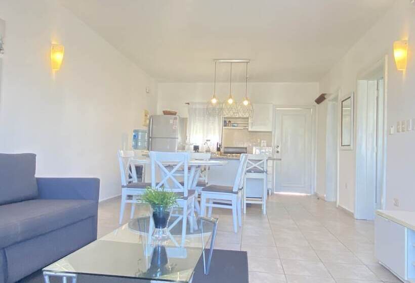 带1个卧室的豪华公寓, Stanza Mare Beach Front