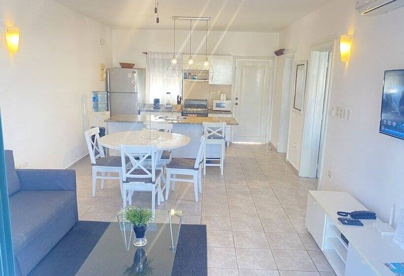 带1个卧室的豪华公寓, Stanza Mare Beach Front