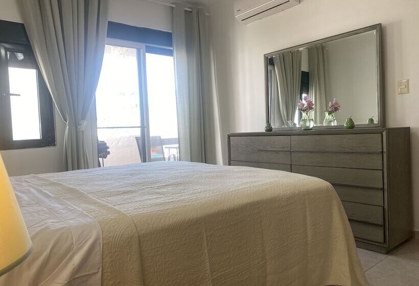 带1个卧室的高级公寓, Stanza Mare Beach Front