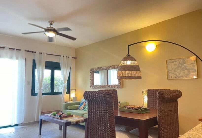 带1个卧室带泳池的公寓, Stanza Mare Beach Front