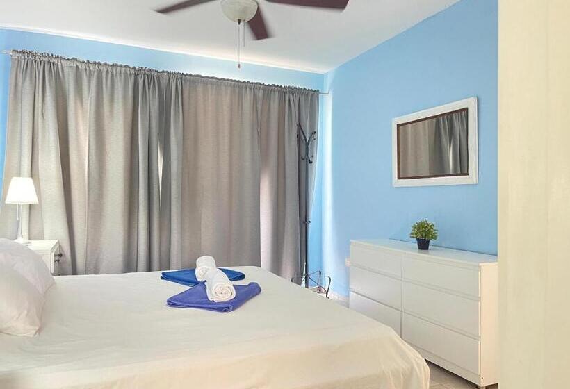 带1个卧室的带海景的公寓, Stanza Mare Beach Front