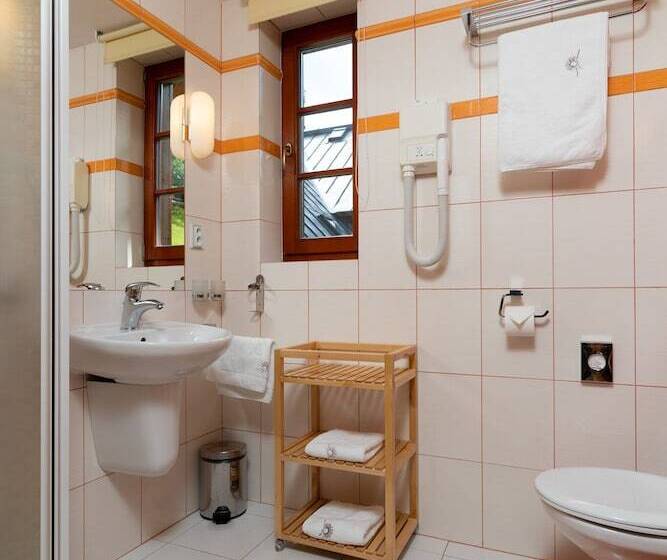 デラックストリプルルーム, Pension Slunečnice & Panorama Restaurace Farma