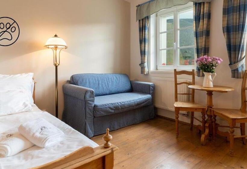 マウンテンビュースタンダードルーム, Pension Slunečnice & Panorama Restaurace Farma