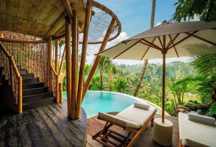 Villa 2 Makuuhuonetta, Bambootel Sawah View