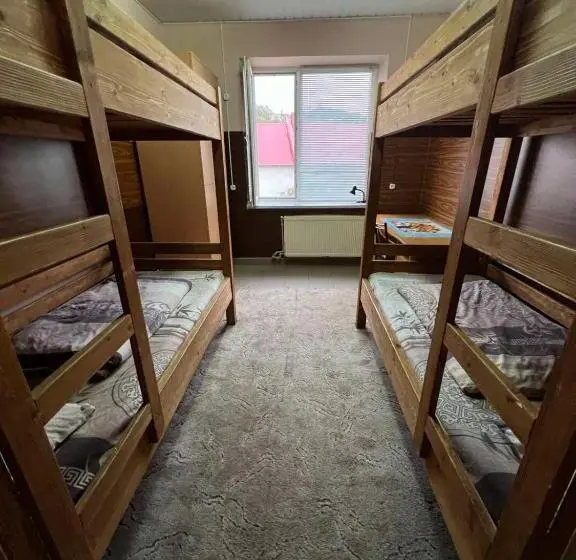 Vuode Makuusalissa, Welcome 24 Mukachevo