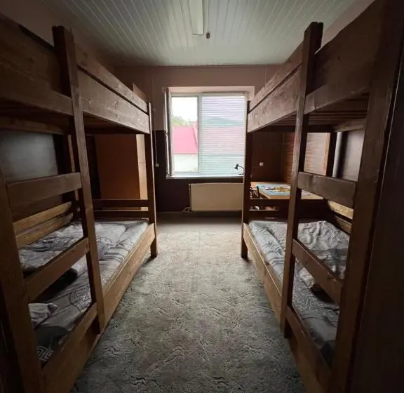 Vuode Makuusalissa, Welcome 24 Mukachevo