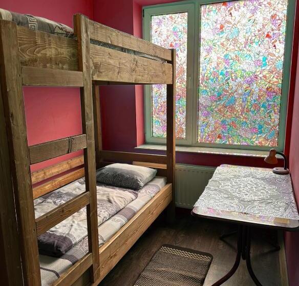 غرفة قياسية رباعية, Welcome 24 Mukachevo