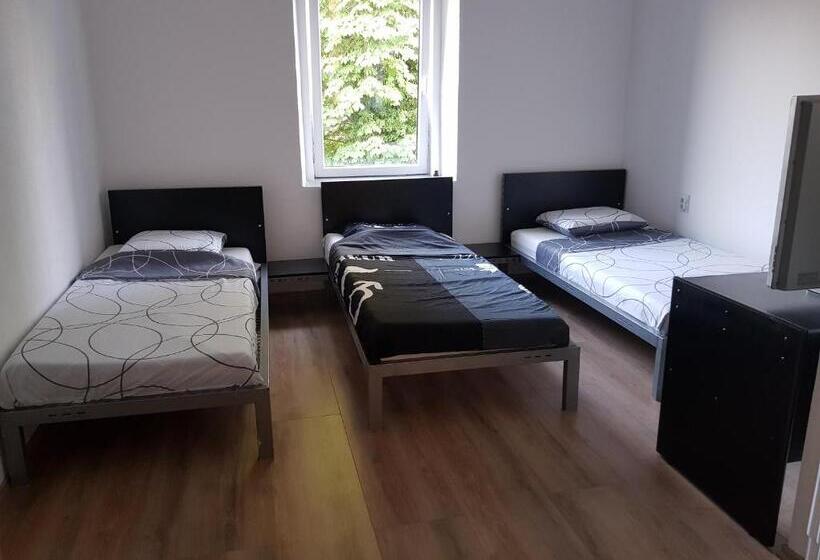 اتاق کلاسیک سه تخته, Dnd X