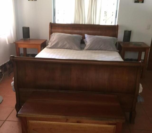 Студия Deluxe, Mal Pais Surf Camp