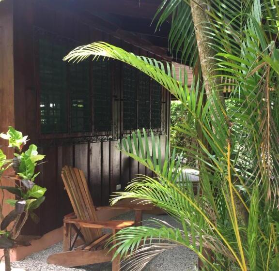 Вилла 1 Спальня Вид на Сад, Mal Pais Surf Camp