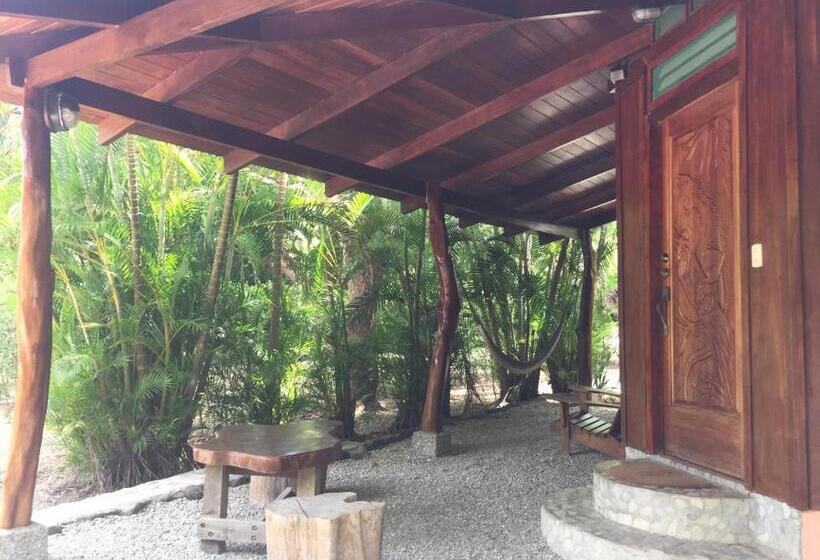 Вилла 1 Спальня Вид на Сад, Mal Pais Surf Camp