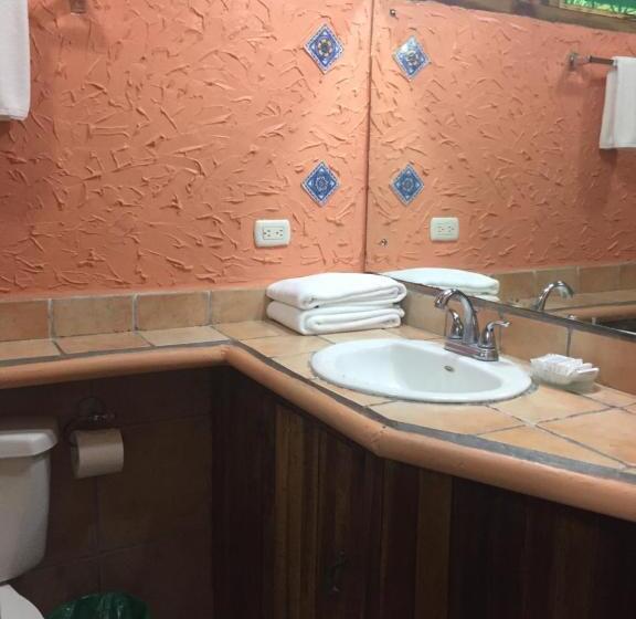 Номер Стандарт Вид на Сад, Mal Pais Surf Camp