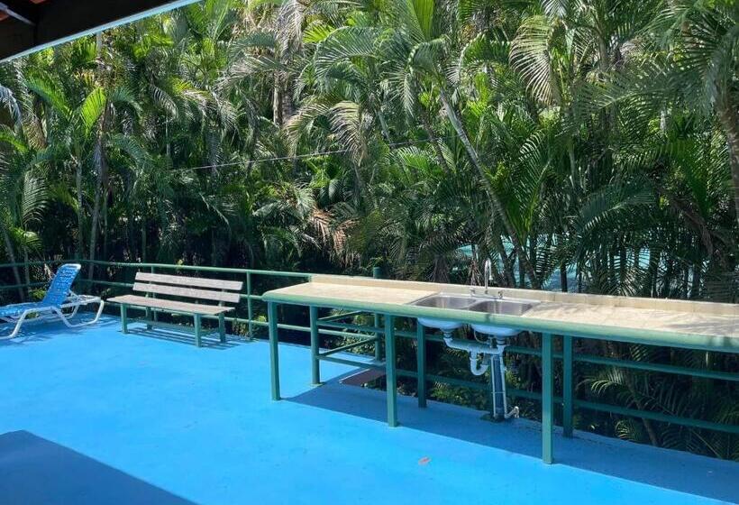 Дом 1 Спальня, Mal Pais Surf Camp