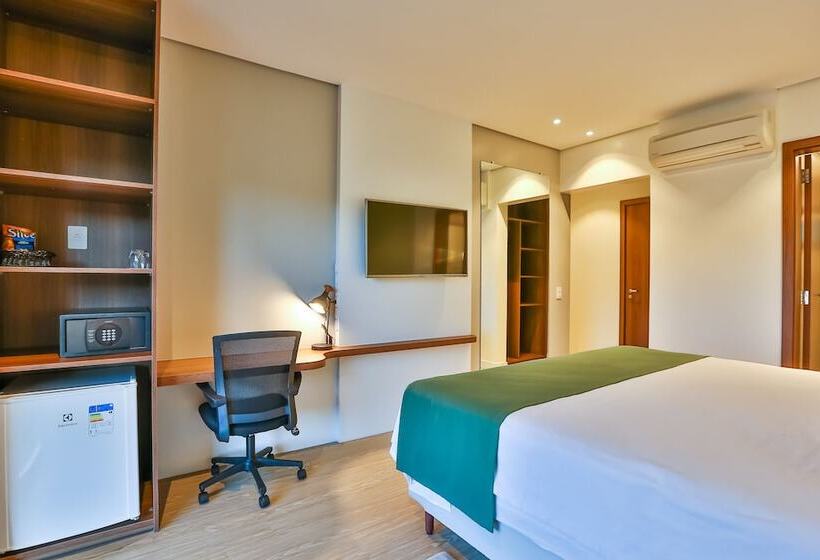 غرفة سوبيريور, Quality Hotel Blumenau