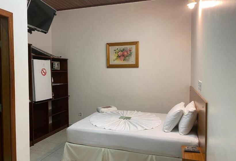 דירת חדר, Aquarius Hotel Aquarius