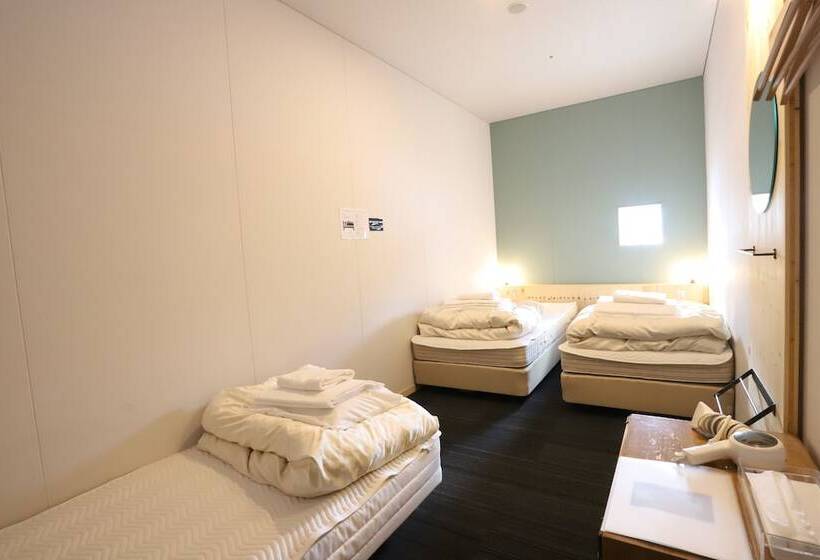 غرفة قياسية ثلاثية حمام مشترك, Hostel Tomar